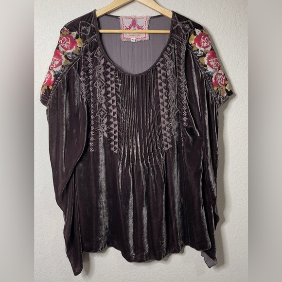 Johnny Was Joy Velvet Pintuck Poncho Embroidered Rose Brown Size XS - Picture 4 of 10